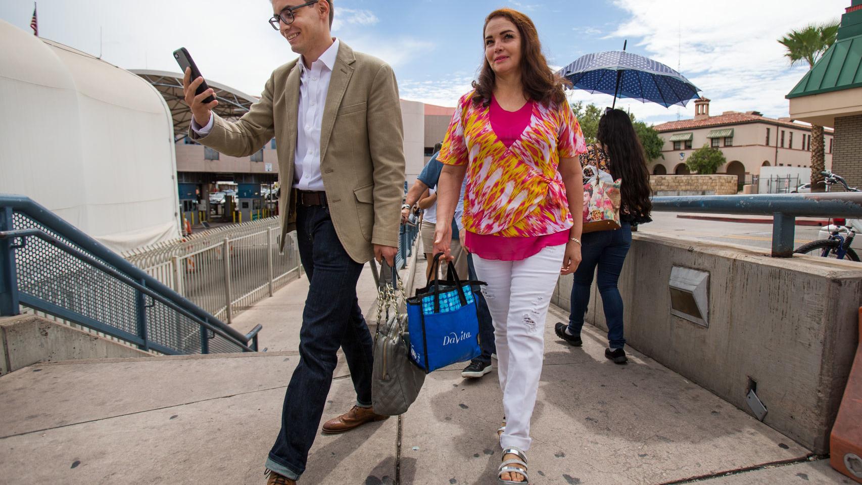 Tucson's de la Rosa family is focus of free movie screening
